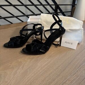 RAYE heels NWOT